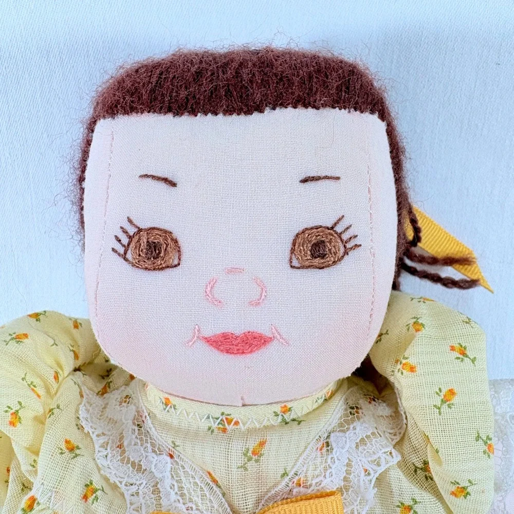 Vintage Lillie Whitley Handmade‎ Folk Art Cloth Artisan Doll 13